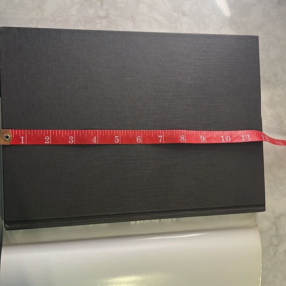 Coffee table book “The Book of International Film Posters” 1985 - Picture 4 of 16